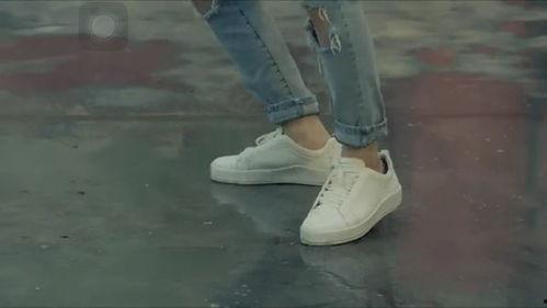 国产防弹鞋视频,守护安全，科技守护脚步