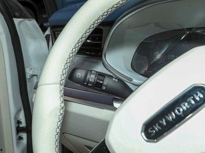 开车拍国产车内饰视频,镜头下的精致与实用