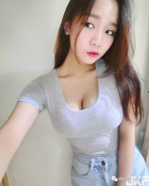 国产奶子自拍小视频,揭秘网络短视频的诱惑与风险 第2张 国产奶子自拍小视频,揭秘网络短视频的诱惑与风险 第2张