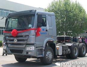 国产重卡在非洲最新视频,驰骋丝路，扬帆出海